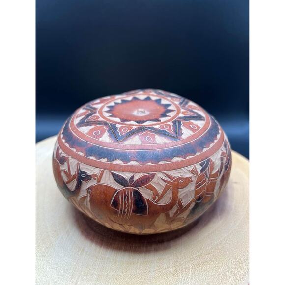 1970’s Intricately Carved Vintage Peruvian Gourd - Picture 1 of 9